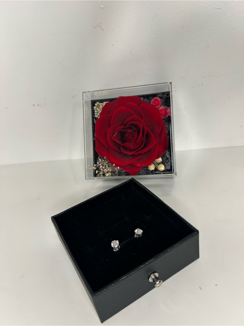 0.6CT Moissanite S925 studs - Picture 3 of 9